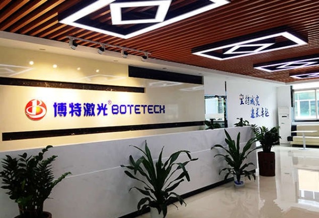 精密激光切割机使用注意事项