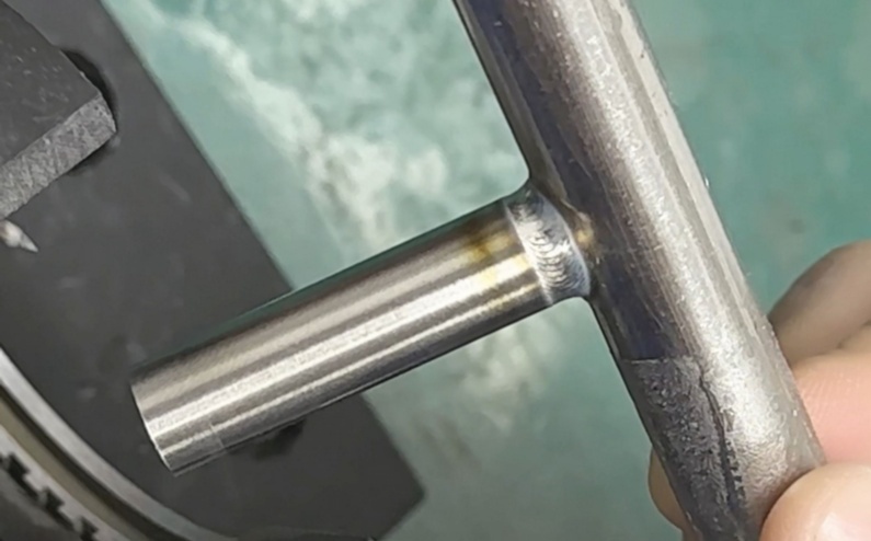 激光焊接自动送料系统：原理应用与未来