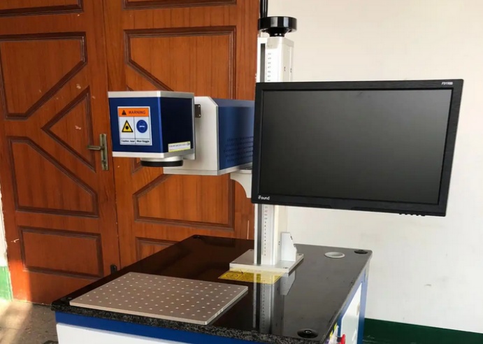 视觉定位激光机：不规则工件的理想九游会官网登录入口网页的解决方案