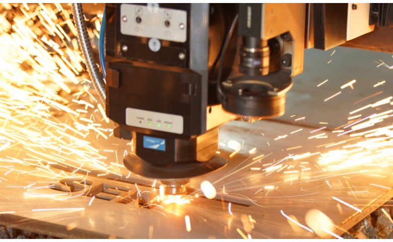 pcb、fpc、铝基板不同激光设备价格对比表及分析